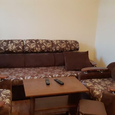 Апартаменты Орион Sukhumi Esterno foto